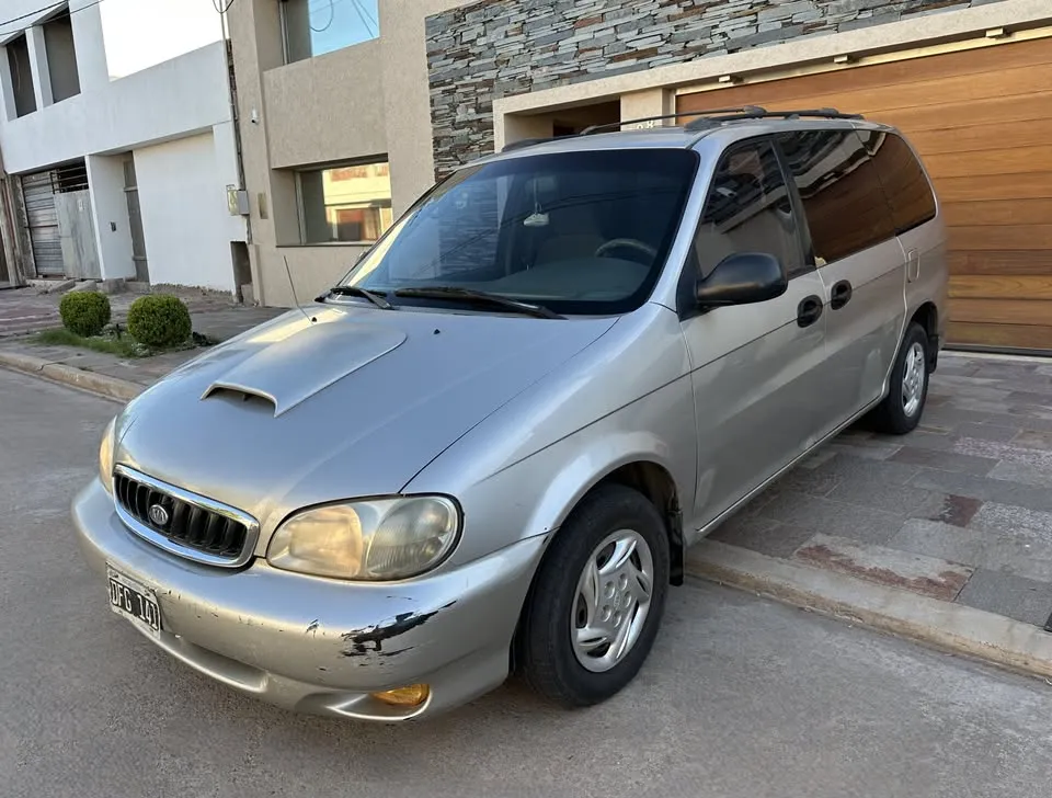 Kia Carnival 2.9 2.9 Ls I