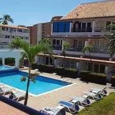 Alquiler Fijo De Townhouse En Playa El Ángel Ic-00402