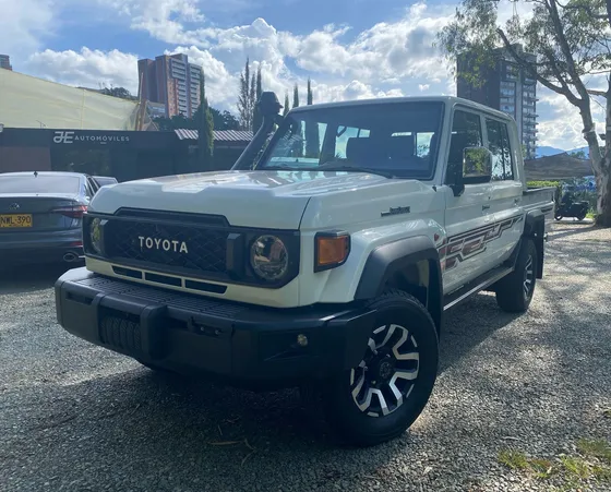 Toyota Land Cruiser 79 2.8 Diesel