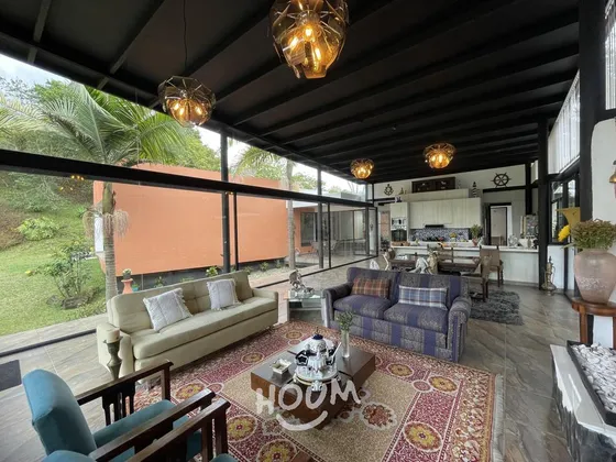 Casa En Llanogrande. 4 Habitaciones, 400 M², Id: 142972