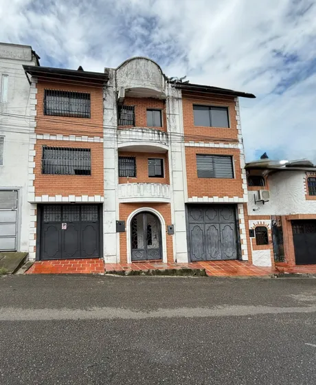 Hermoso Town House En Venta Rn