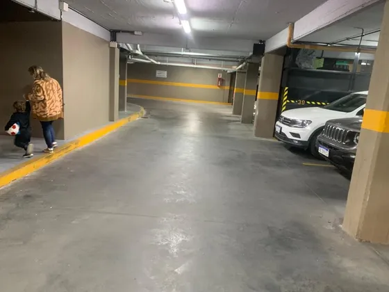 N Venta Cochera Cubierta En Edificio Girasoles En 1er Subsuelo F: 9961