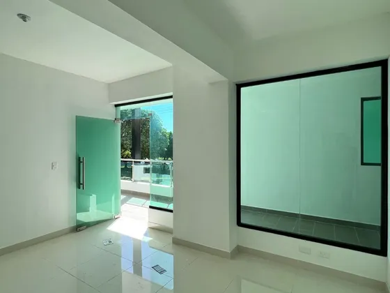 Local Comercial En Alquiler En Alma Rosa Ii