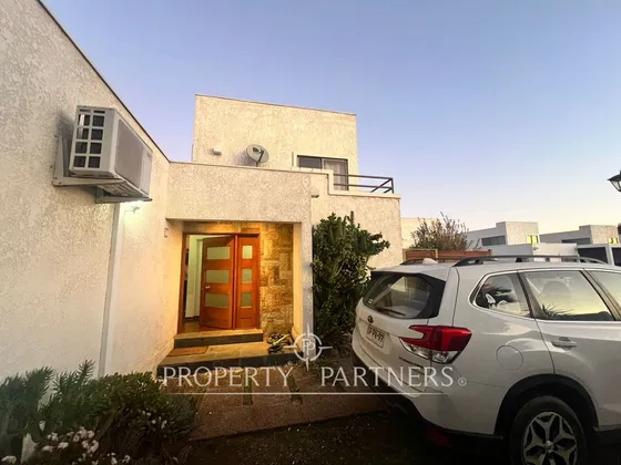 Hermosa Casa En Condominio Privado Borde Limarí, O...