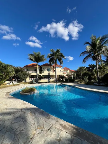 Villa En Primera Línea De Playa 845 Mts Y 3,479 Mts2 De Terreno