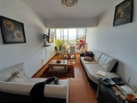 Ms Rent A House Ofrece En Venta Comodo Apartamento En Zona Norte De Valencia, Con Hermosa Vista Panoramica, Amplia Cocina Con Tope De Granito, Habitaciones Con Closet. 