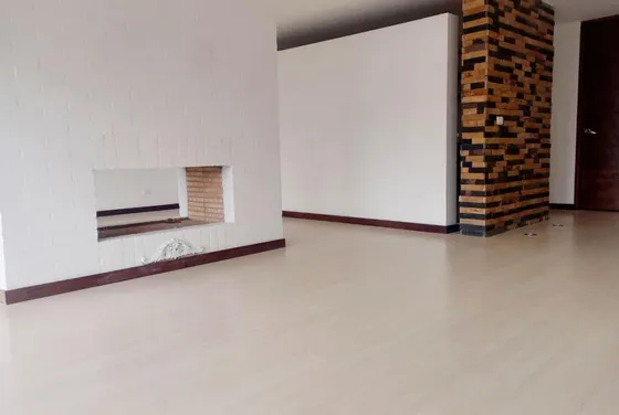 Apartamento En Venta En Alcalá. Cod V1950