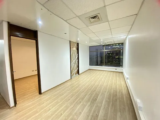Oficina 1 Privado +openspace+1 Estac. En Las Condes