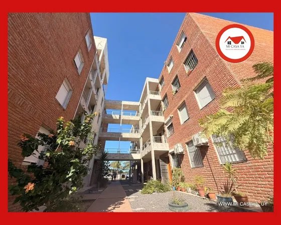 Venta Apartamento , 2 Dormitorios,  Jardines Del Hipodromo,  Complejo Cerrado, Bajos Gastos Comunes . Entrega + Financiacion Con La Anv 