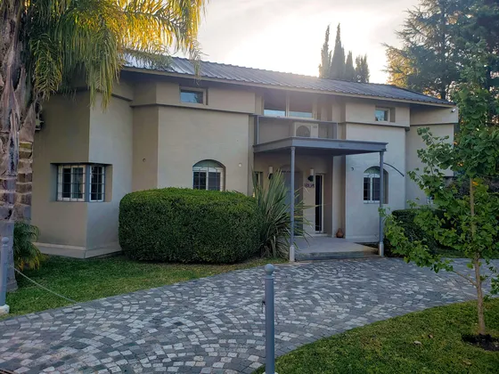 Casa  En Venta Ubicado En Banco Provincia, Moreno, G.b.a. Zona Oeste