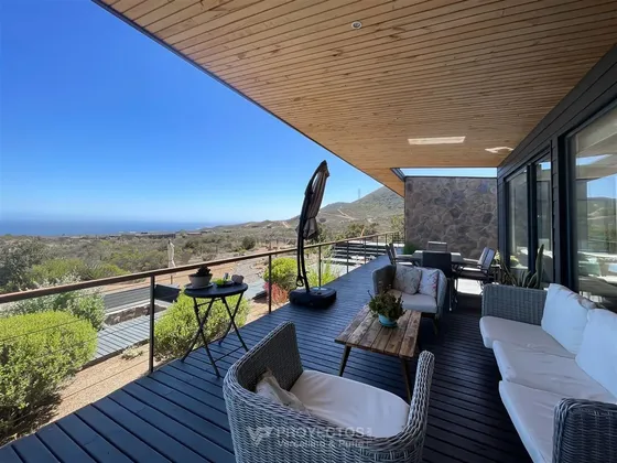 Preciosa Casa En Los Molles Con Vista Al Mar.