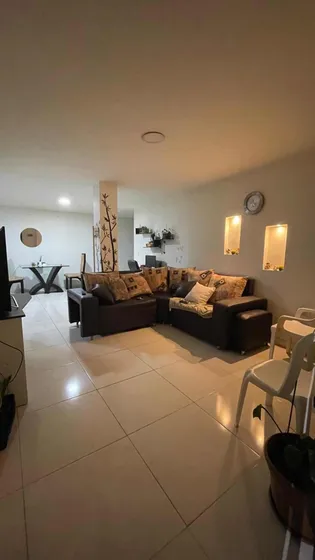 Apartamento En Envigado Primer Piso