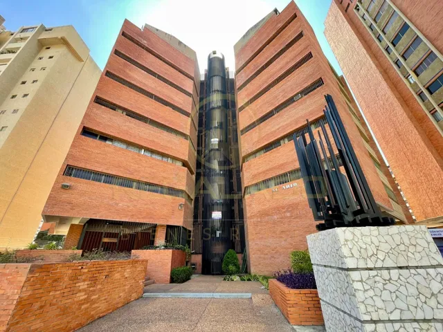 Sav-1519 Zona Norte Apartamento Edificio Acuario Sector Bellas Artes