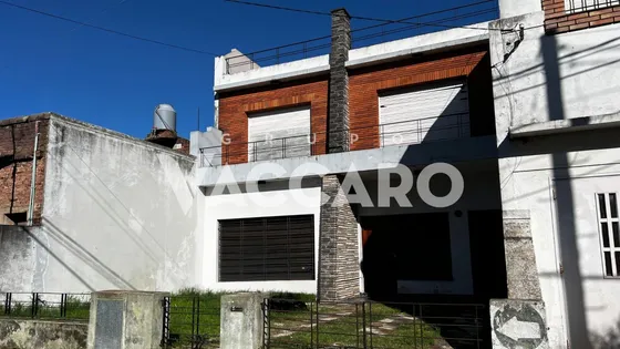 Casa En Venta 5 Ambientes En Ituzaingo