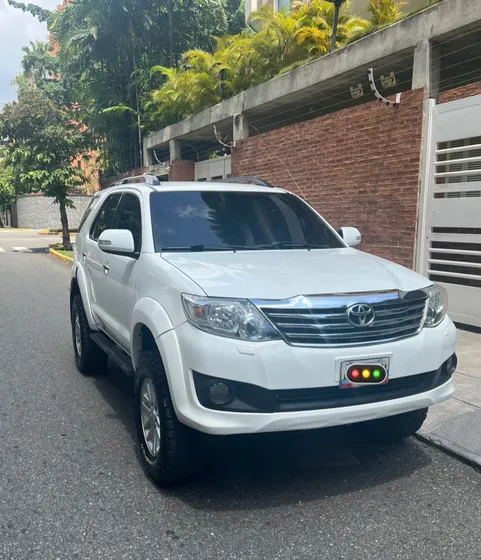 Toyota Fortuner Sr5