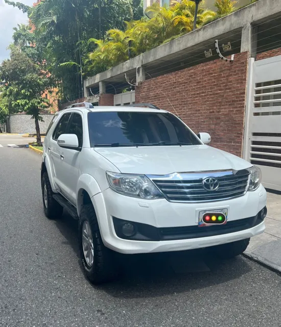 Toyota Fortuner Sr5
