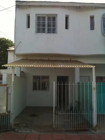 (duv 03) Dúplex De 3 Ambientes  Con Cochera En Venta En San Miguel.
