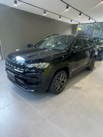 Jeep Compass 1.3 T270 Serie-s 4x2 At6