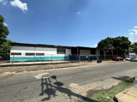 273761 Am* Venta De Galpon En Zona Industrial La Quizanda