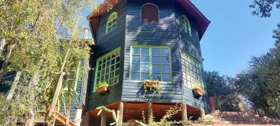 Encantadora Casa De Madera. Con Piscina!