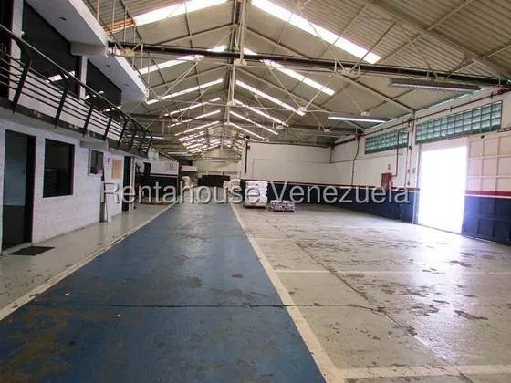 Oportunidad Única, Galpón En Boleíta Sur! 25-24062