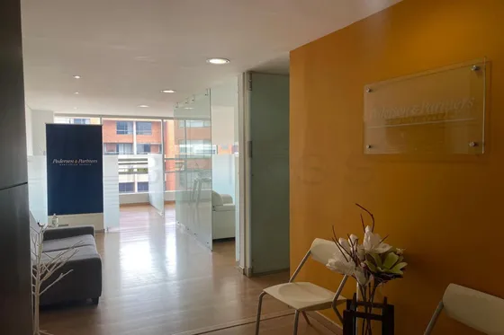 Oficina En Venta En San Gabriel-usaquén. Cod V6753