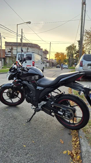 Suzuki Gixxer 150