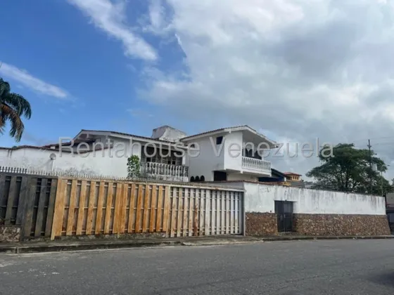 Milagros Inmuebles Casa Venta Barquisimeto Lara Zona Este Santa Elena Economica Residencial Economico Código Inmobiliaria Rent-a-house  25-11064