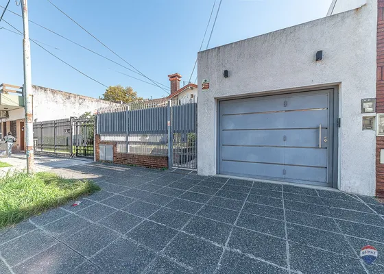 Venta Casa 5 Ambientes Villa Ballester Cochera 