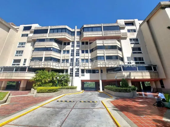 Apartamento En Alquiler, Urb. Miranda