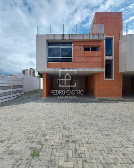 Venta De 5 Town Houses Obra Gris A Estrenar En Campo B, Puerto Ordaz, Guayana, Venezuela, Bolivar