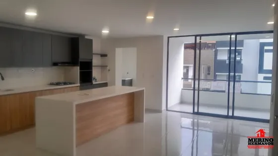 Apartamento En Arriendo En La Castellana. Cod A6079
