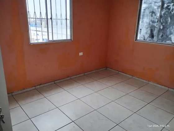 Arriendo Casa Pequeña 