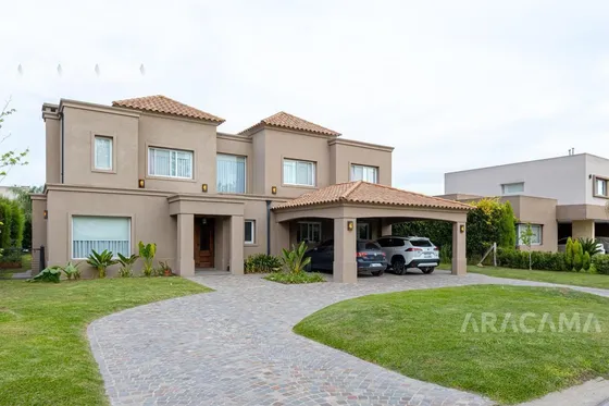 Casa En Venta En Don Joaquin - Canning