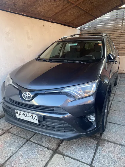 Toyota Rav4 Limited 4x2 7ab 732pu3