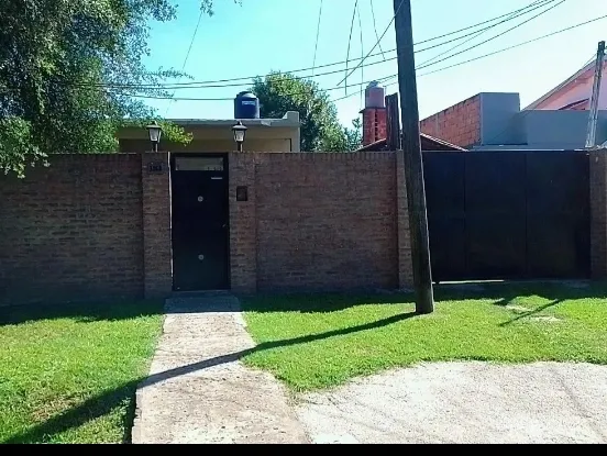 Alquiler  Opcion Compra Casa Con Pileta Y Quincho O Depto 