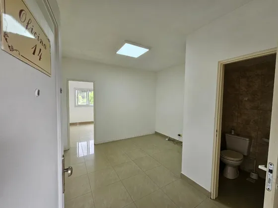 Complejo Paseo De Los Colonos - Oficina En Venta