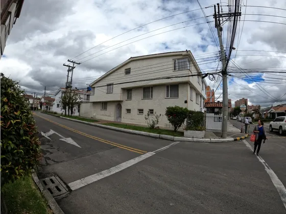 Venta Casa Esquinera Malibú - Bogotá