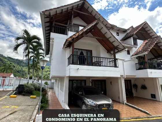 Casa En El Panorama En Condominio