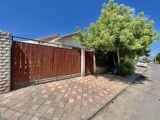 Los Andes - Vende Casa 3d 2b - Los Portones