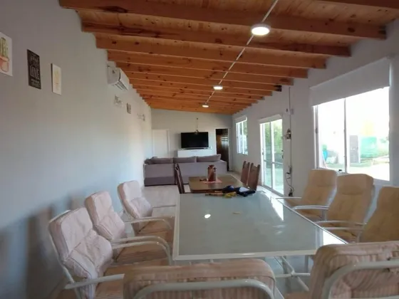 Casa Quinta Sobre Lote De 1000m2