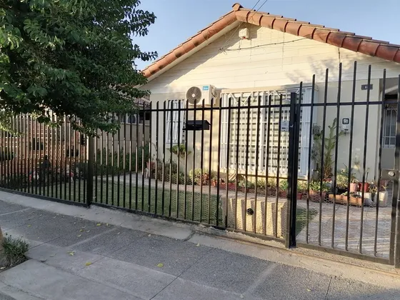 Venta Cómoda Casa De 1 Piso, Machali.