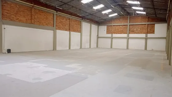 Bodega En Arriendo 1.133m Montevideo