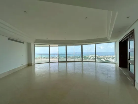 Apartamento De 4 Habitaciones En Av. Anacaona Con Vista Panorámica