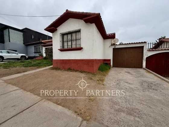 Arriendo Casa Con Ubicación Estratégica Ideal Para...