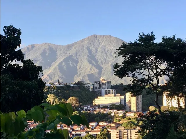 Se Vende Terreno 2.053m2 Cerro Verde