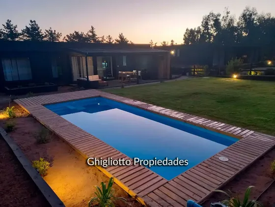 Excelente Casa Con Piscina Y Terraza , Parque Maitencillo.