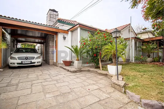 Casa Cerca Colegio San Ignacio Y Trewhela¨school