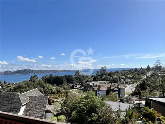 Amplio Y Con Una Vista Privilegiada De Puerto Varas