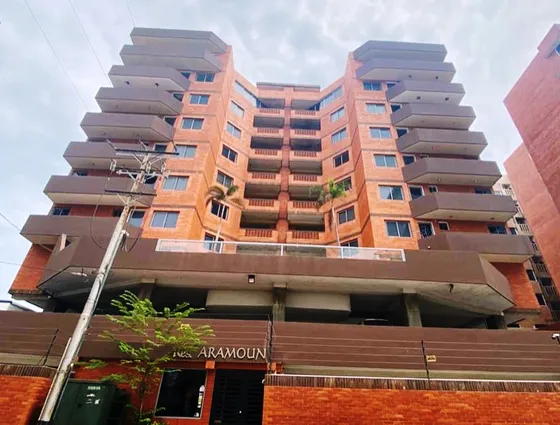 En Venta Moderno Apartamento Recién Remodelado En Conjunto Residencial Aramoun